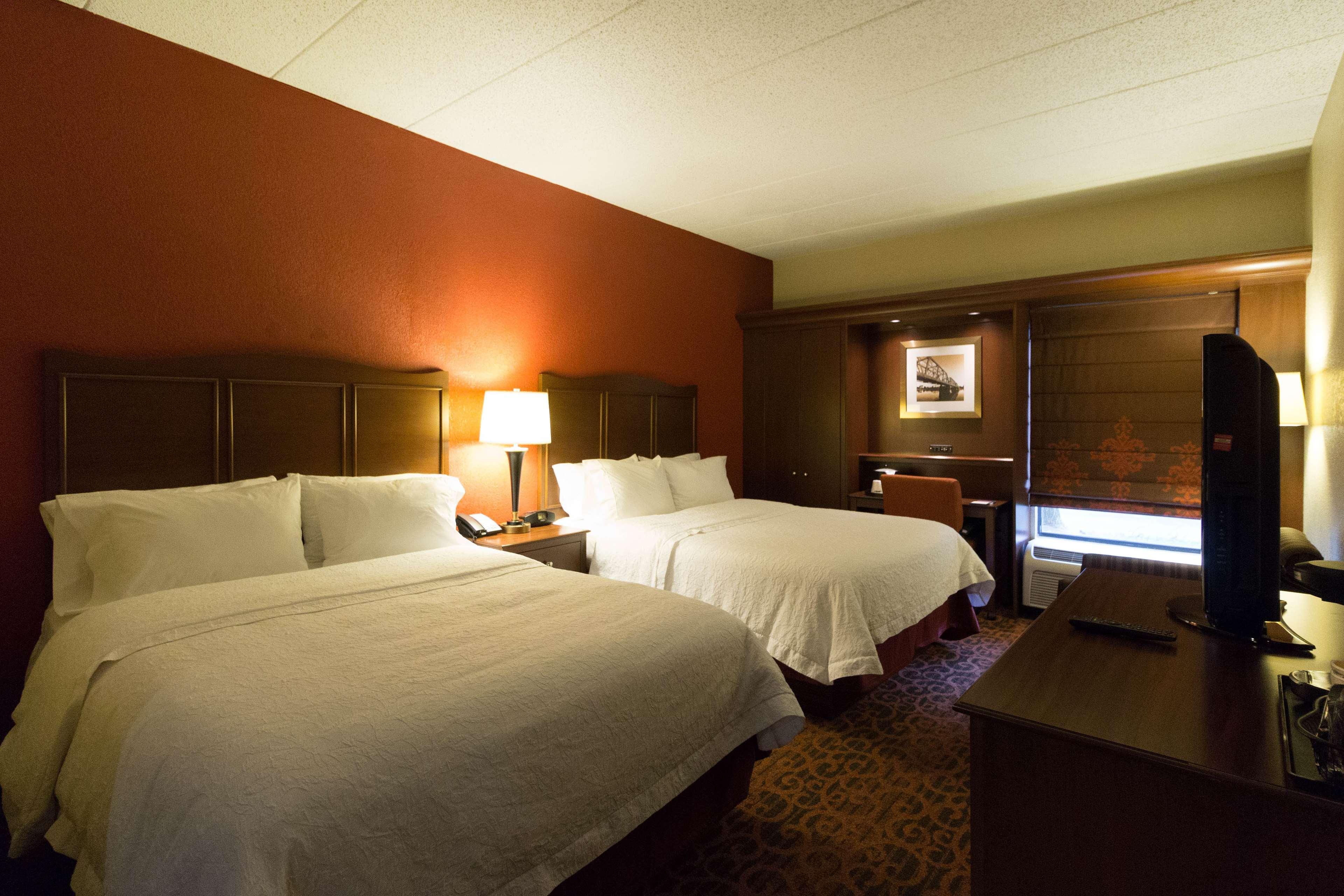 Hampton Inn Columbus-South Ґров-Сіті Екстер'єр фото