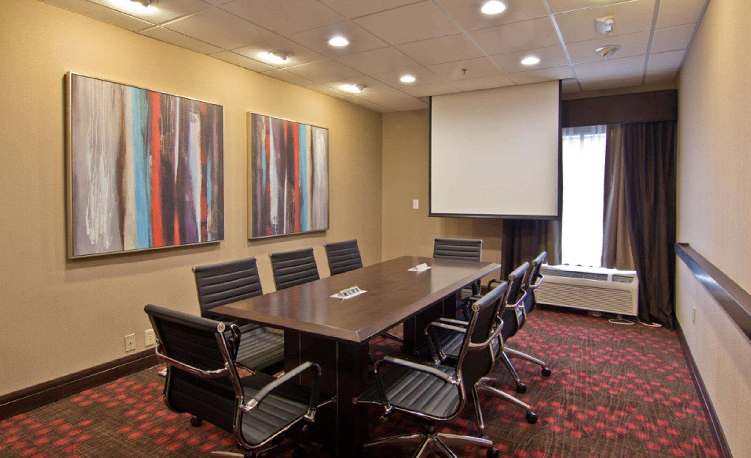 Hampton Inn Columbus-South Ґров-Сіті Екстер'єр фото