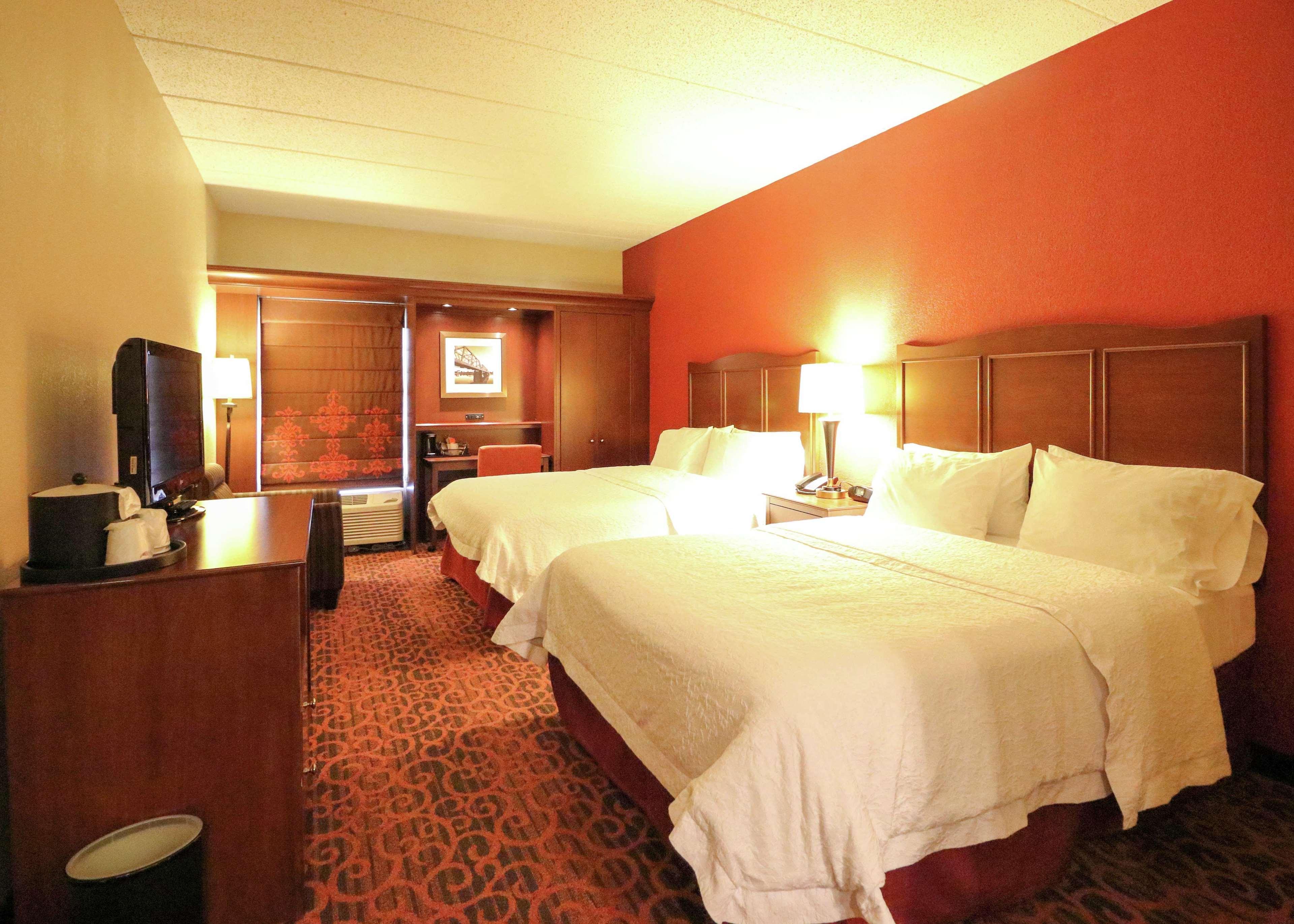 Hampton Inn Columbus-South Ґров-Сіті Екстер'єр фото