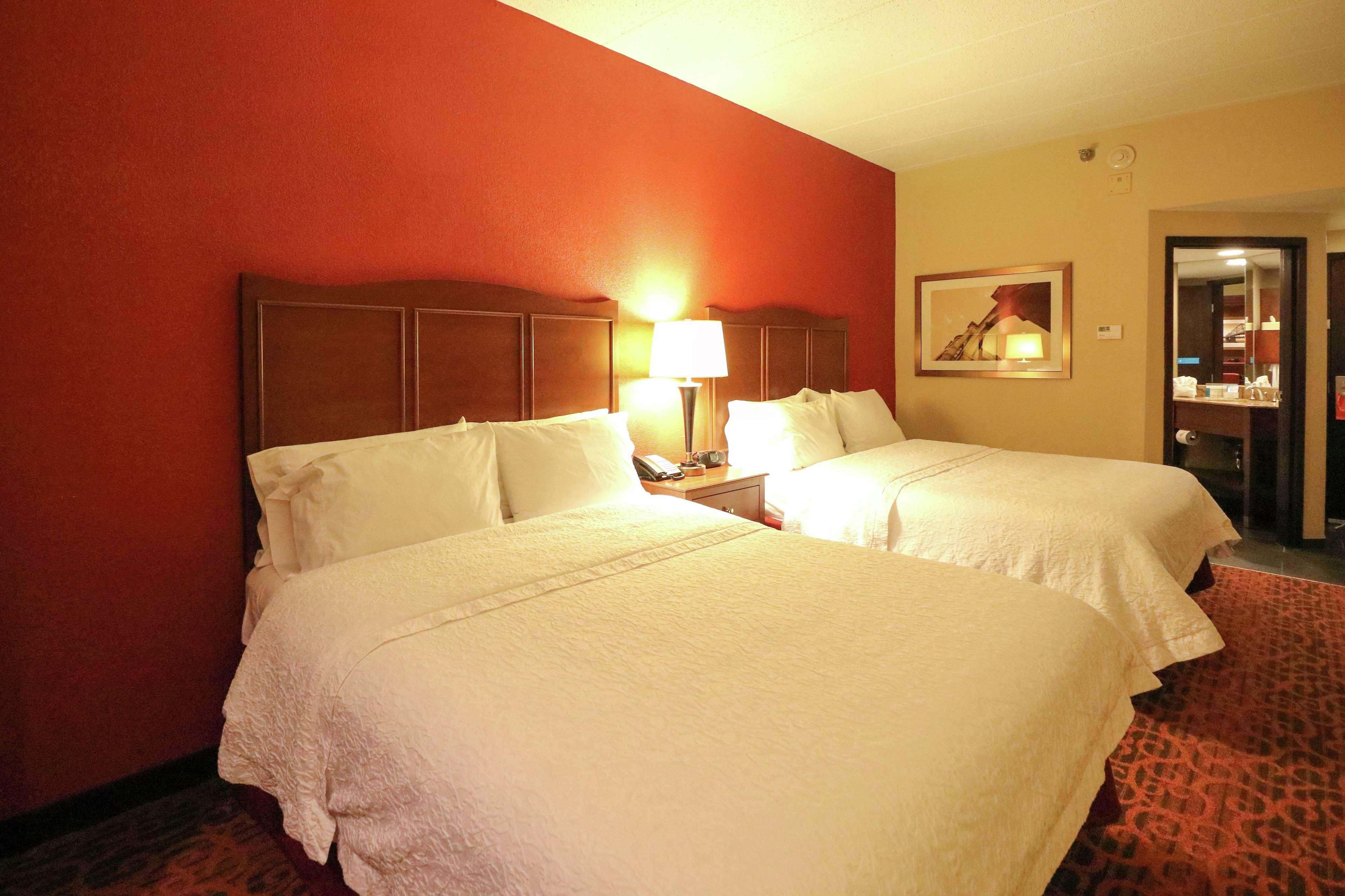 Hampton Inn Columbus-South Ґров-Сіті Екстер'єр фото