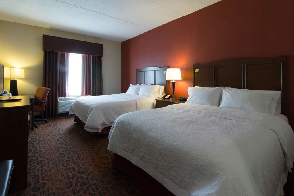 Hampton Inn Columbus-South Ґров-Сіті Номер фото